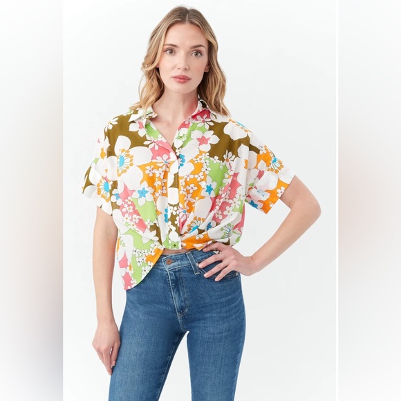 Trina Turk Tops - NWT! Trina Turk Coty Top Size Medium